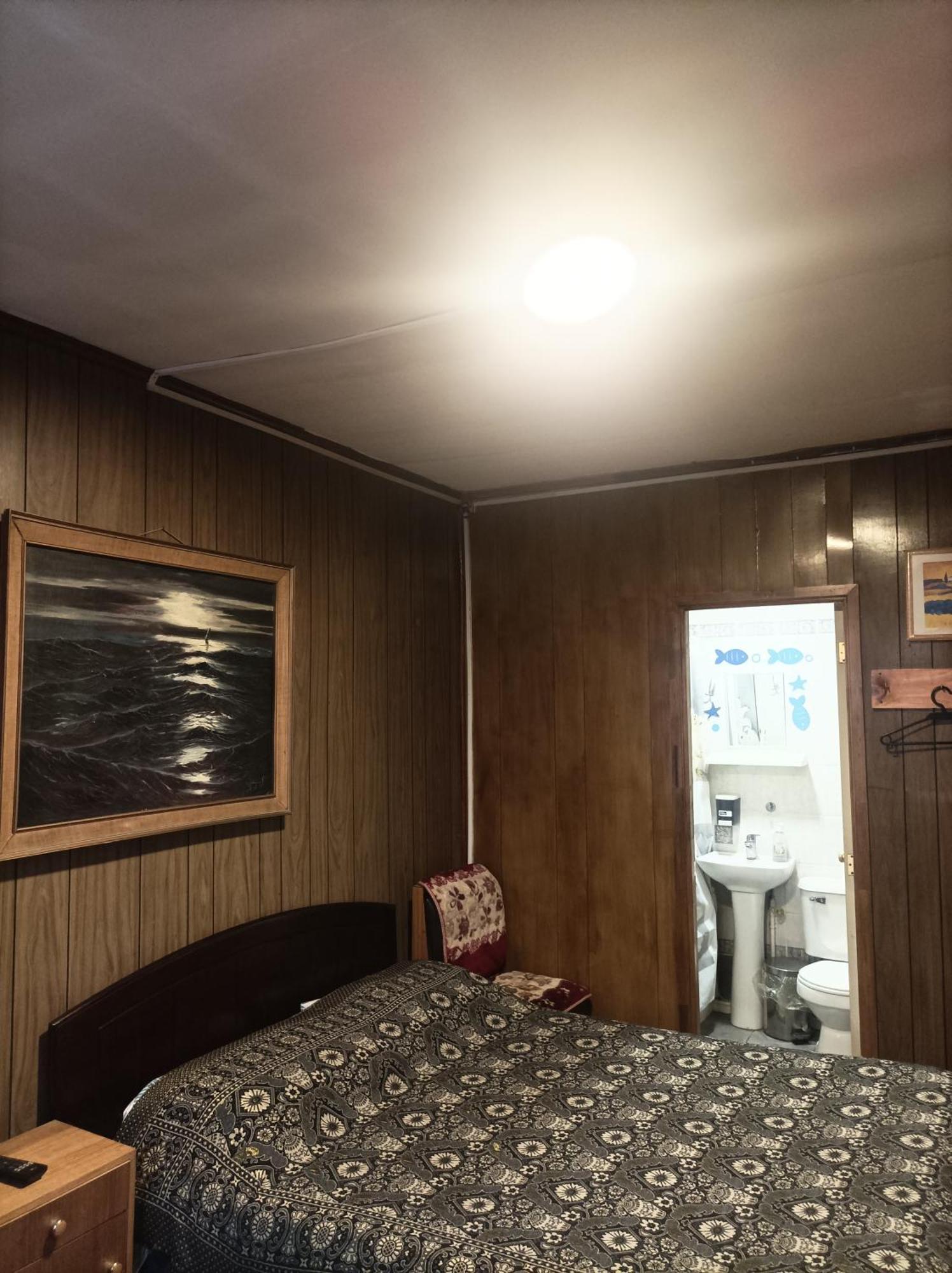 Alojamiento Familiar Rey Bed & Breakfast Punta Arenas Exterior photo